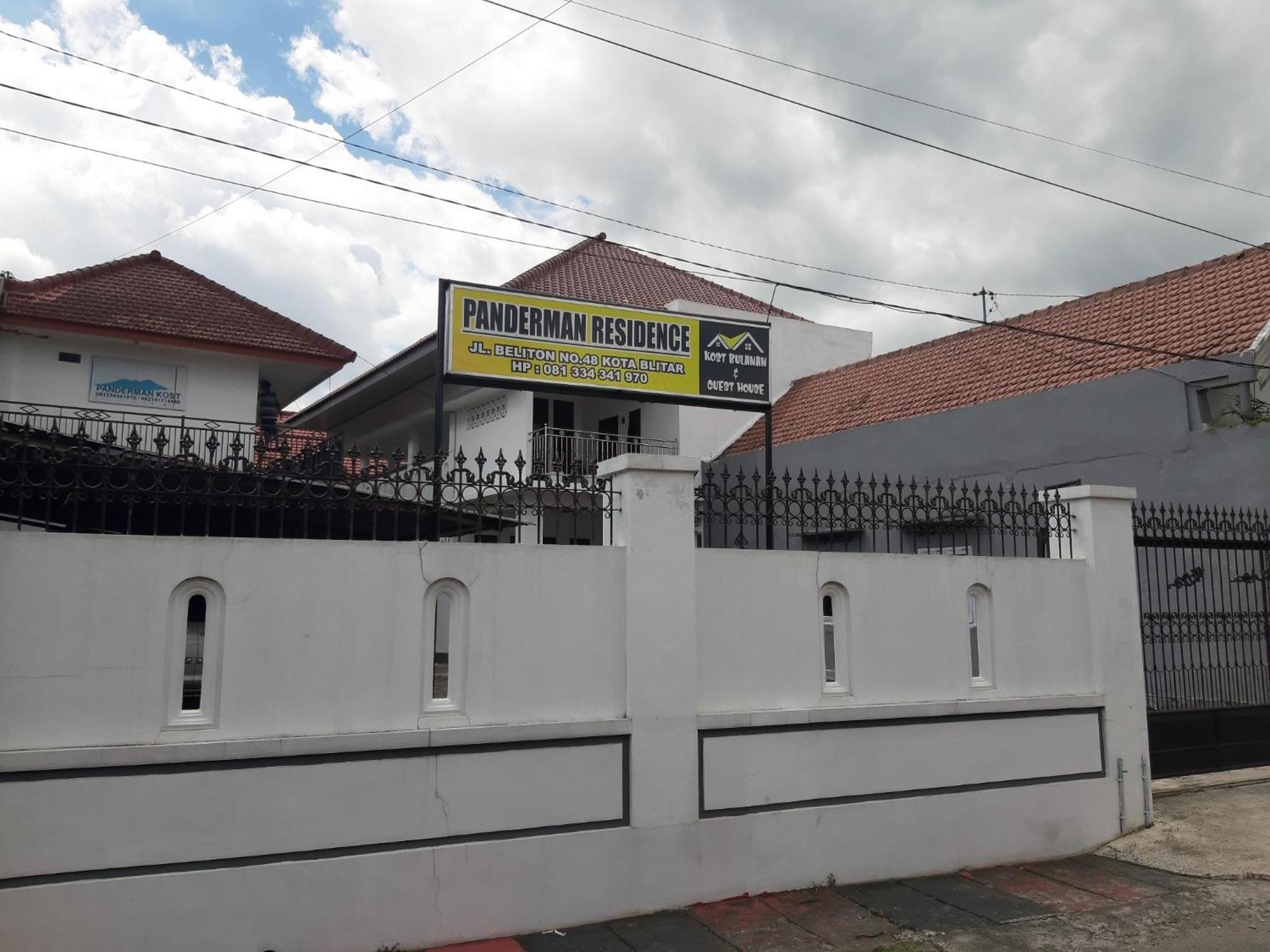 Oyo 2826 Panderman Residence Blitar Extérieur photo