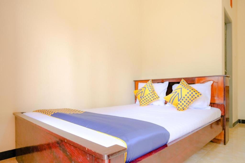 Oyo 2826 Panderman Residence Blitar Extérieur photo